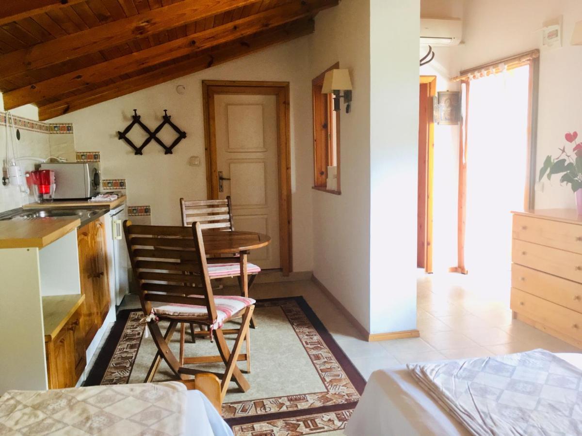 Guest House Barbov Obzor Extérieur photo