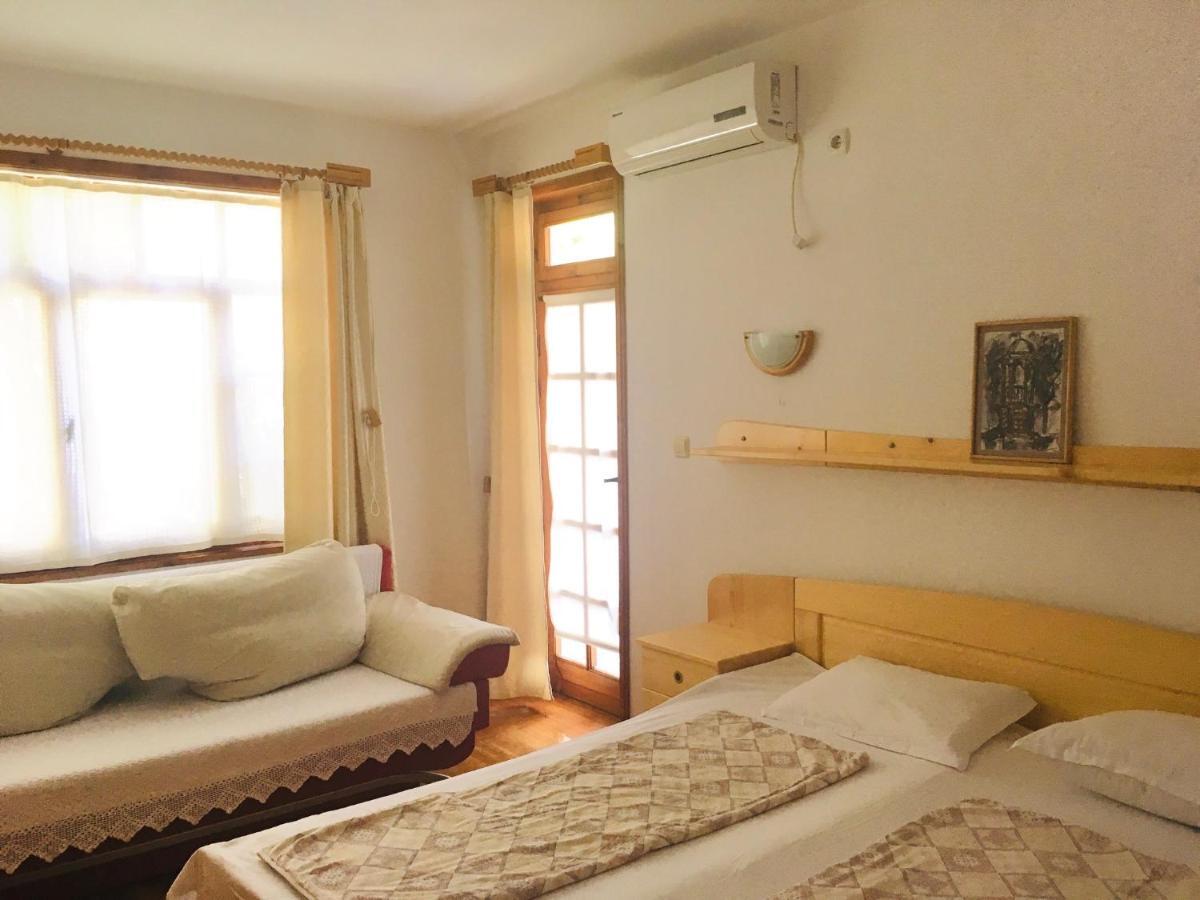Guest House Barbov Obzor Extérieur photo