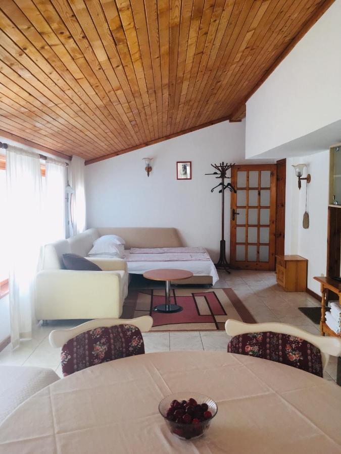 Guest House Barbov Obzor Extérieur photo